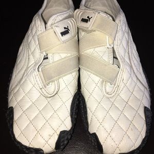 Puma Cream Velcro Sneakers. Size 7.